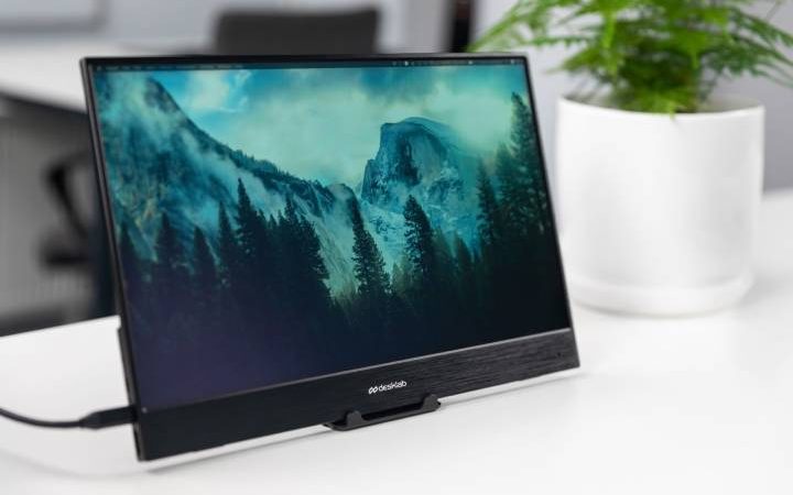 DLab Monitor – Best Portable Monitor in the Market?